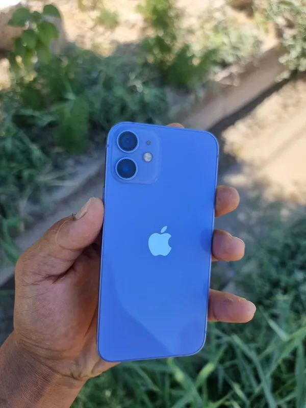 Iphone 12 mini sotilai 1 Iphone 12 mini sotilai 1