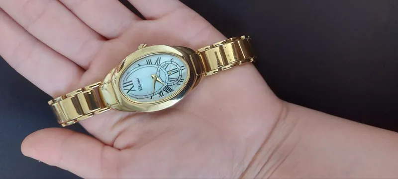 Ayollar qol soati " Chopard"