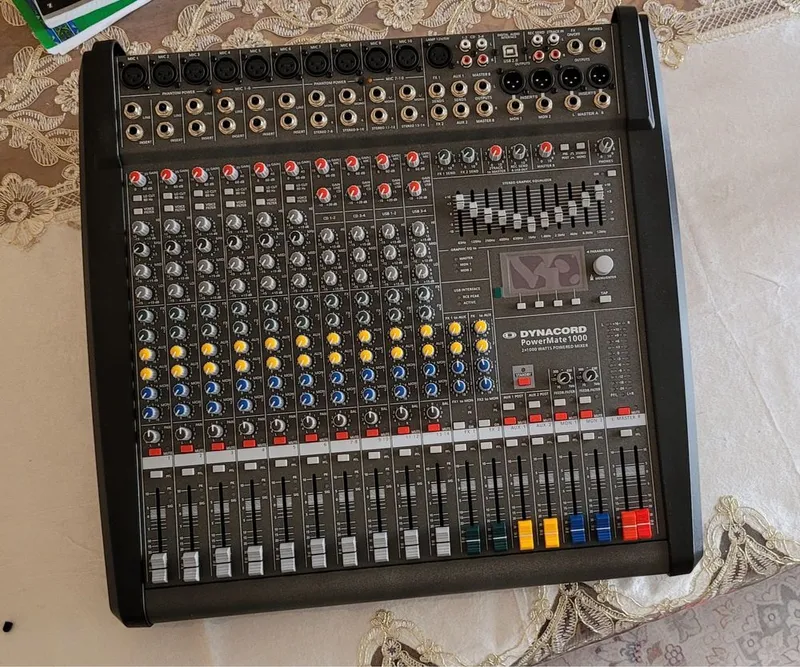 Dynacord powermate 1000-3