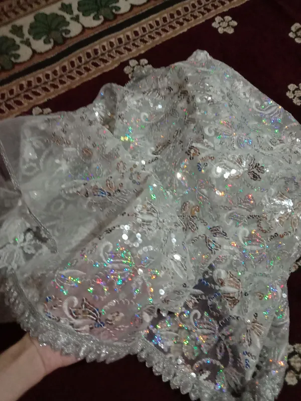 kelinlik sarisi sotiladi 2 kelinlik sarisi sotiladi 2