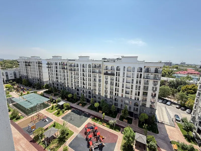 Продаётся 2-комнатная квартира в ЖК NRG Mirzo Ulugbek (коробка) 1