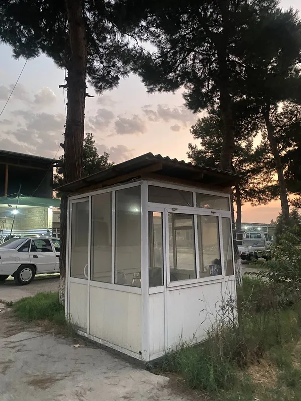 Продаётся будка, для обращения 1 Продаётся будка, для обращения 1