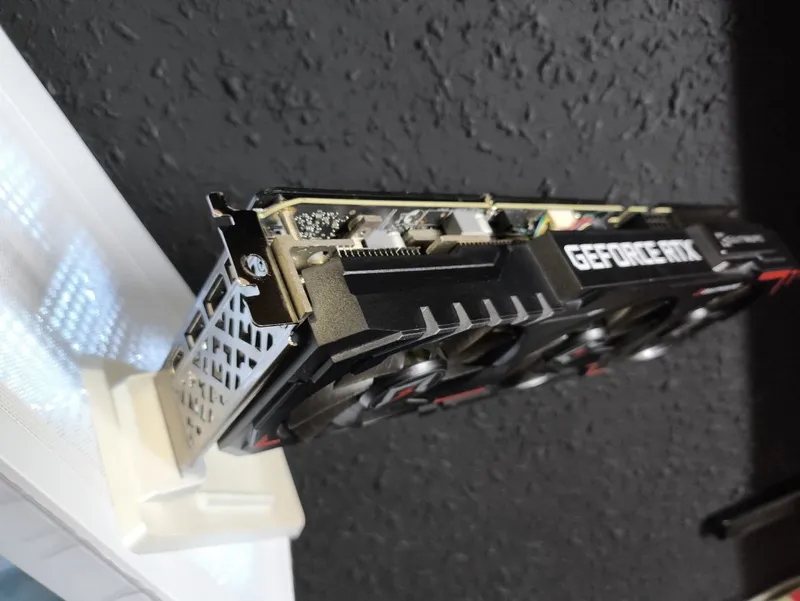 Gainward RTX3070 8Gb GDDR6 4 Gainward RTX3070 8Gb GDDR6 4