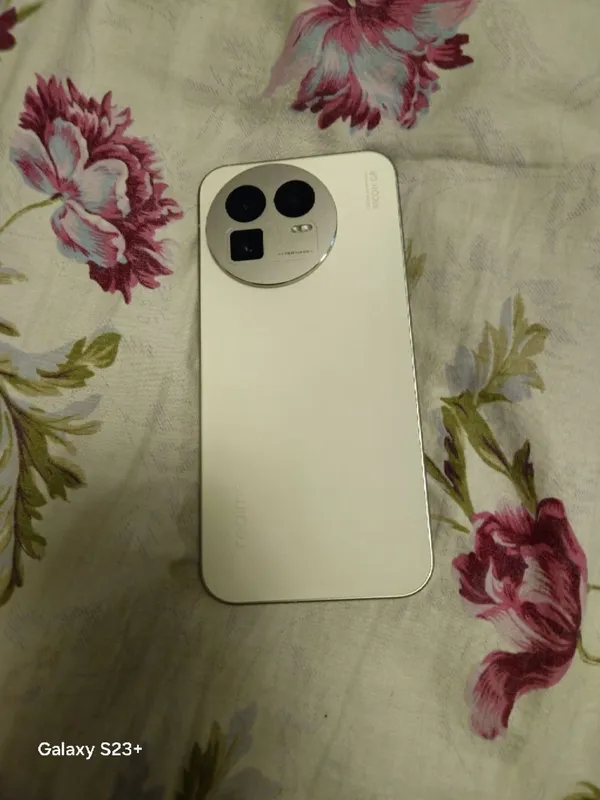 Продаю свой Realme GT 8 4