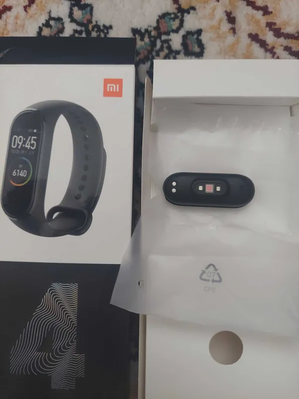 Смарт часы Mi Band — фото 1