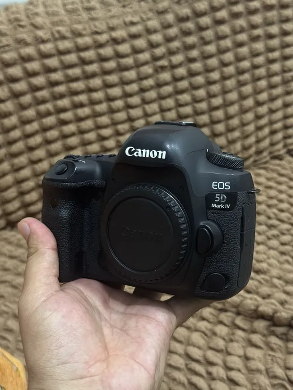 Canon 5D mark4 Body sotiladi 1 Canon 5D mark4 Body sotiladi 1