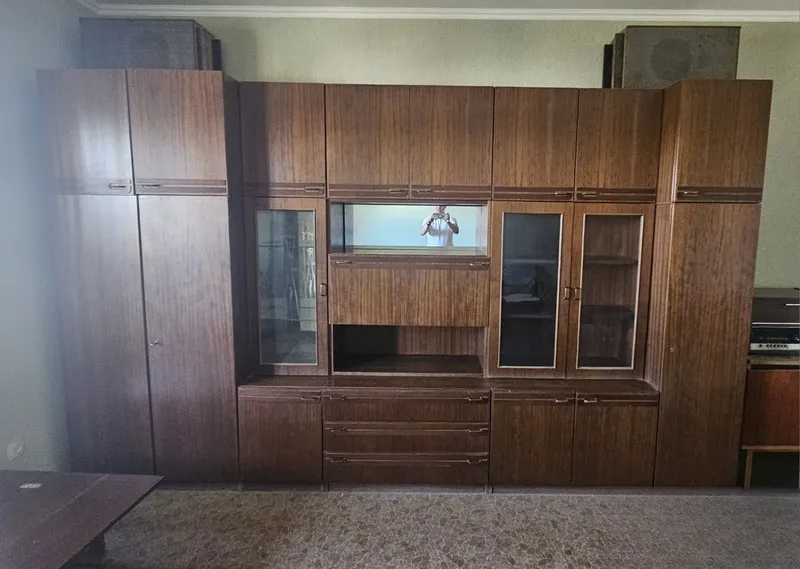 Mehmonxona uchun mebel devori sotiladi 2 Mehmonxona uchun mebel devori sotiladi 2