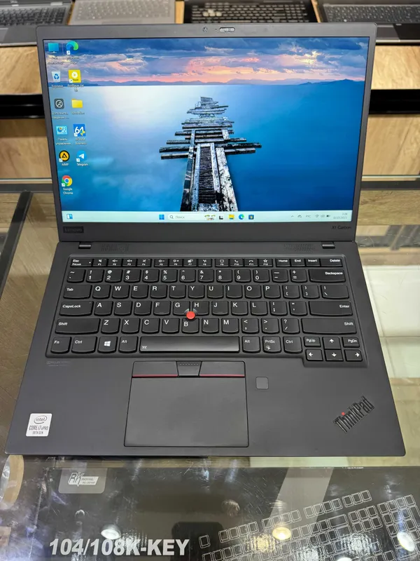 Lenovo ThinkPad X1 Carbon Intel Core i7-10610U, 16 GB tezkor xotira, 512 GB SSD 2 Lenovo ThinkPad X1 Carbon Intel Core i7-10610U, 16 GB tezkor xotira, 512 GB SSD 2