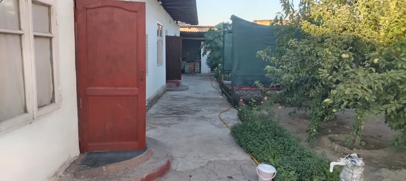 Zudlik bilan xovli joy sotiladi 9
