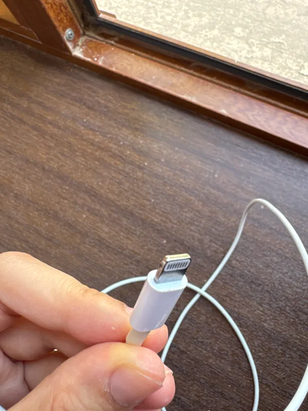 Iphone zaryadka kabeli 1tomoni tayipsi 3