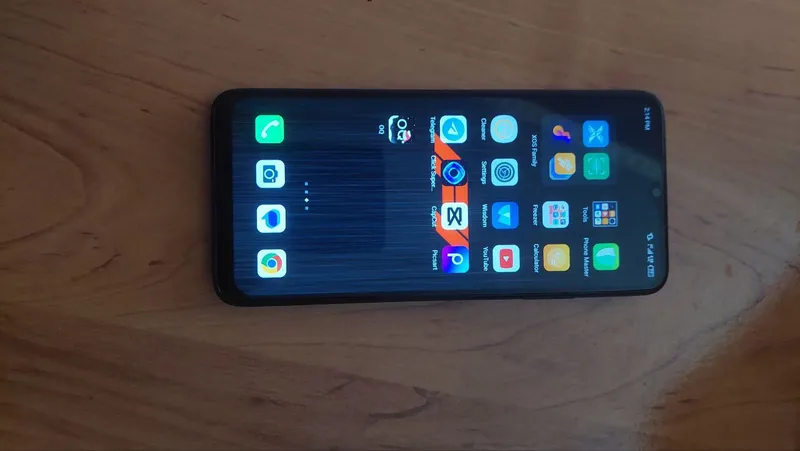 Infinix HOT 30i ideal — фото 3