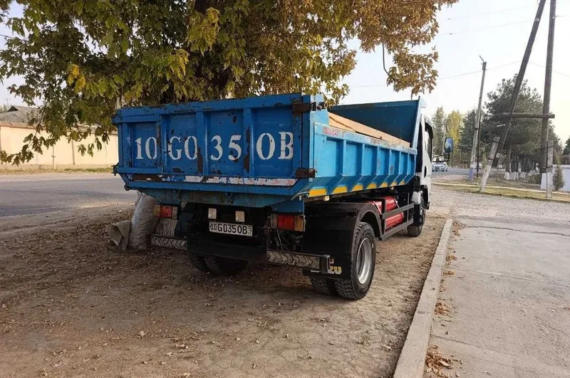 Самосвал Isuzu, 2012 года 6