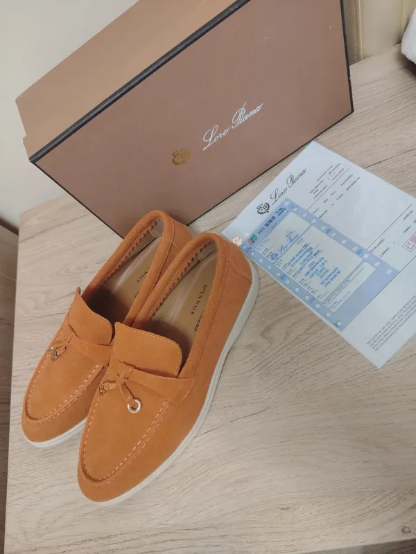 loro piana новый, 40 размер. 200 тысяч 1