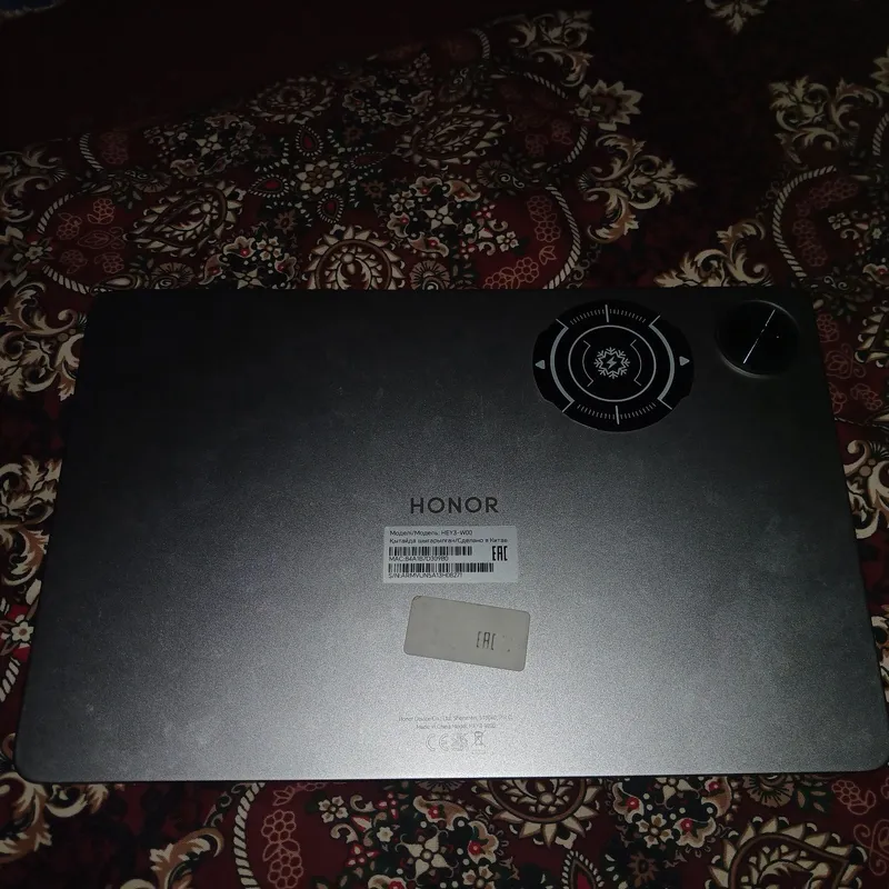 Flanshid sotiladi honor pad 10 hotira 256 ram 8,0 GB — фото 1