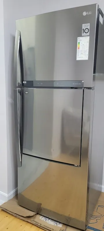 Холодильник LG трёхдверный