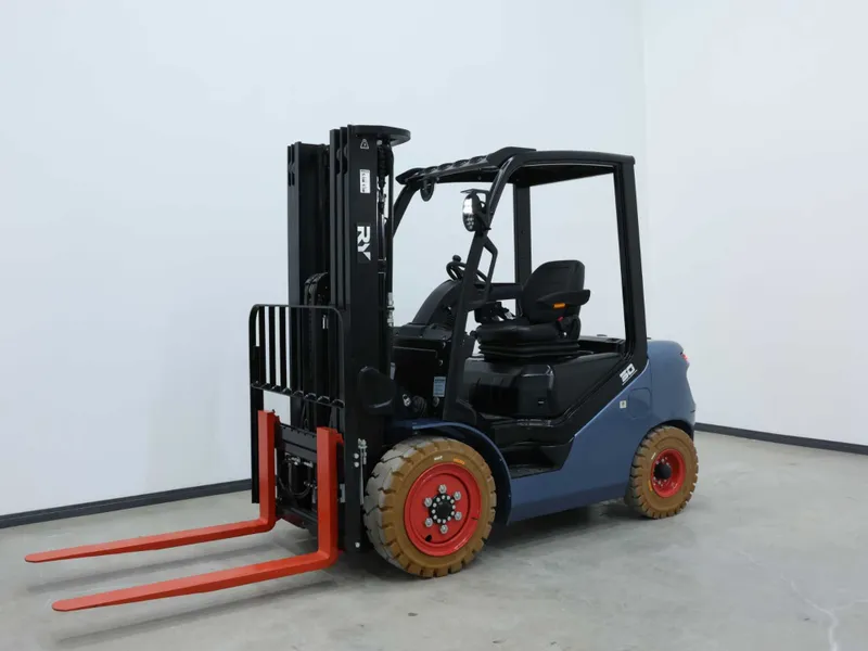 Вилочный электро погрузчик /Автокара Royal Forklift 3 тонны / 3 000 кг — фото 6