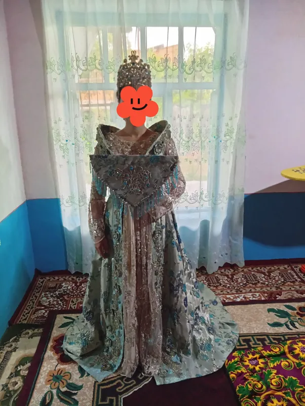 Мужской халат, ансамбль, корона, шапочка, тюль, бровь, 2romo 2 Мужской халат, ансамбль, корона, шапочка, тюль, бровь, 2romo 2