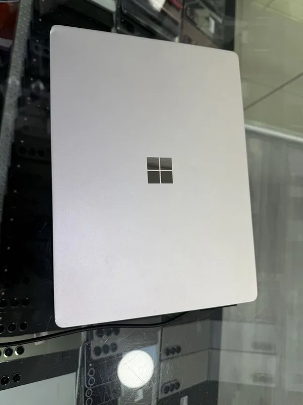 Ультрабук Surface Laptob Go 2 Core i5-1145g7 16/256gb 4 Ультрабук Surface Laptob Go 2 Core i5-1145g7 16/256gb 4