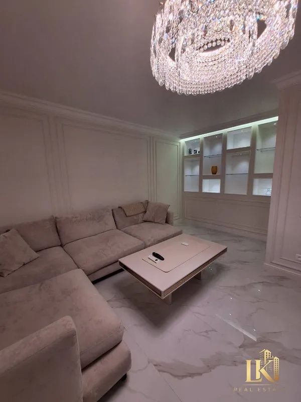 2-комнатная квартира 80 м², 2/5, ЖК «77-серия», Садык Азимова (ориентир: Японское посольство)