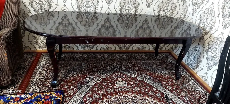Mehmonlar uchun stol 12 kishiga moljallangan. 1