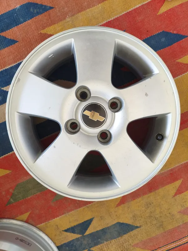 R15 DISKA SROCHNO SOTILADI ILI OBMEN R16ga — фото 5