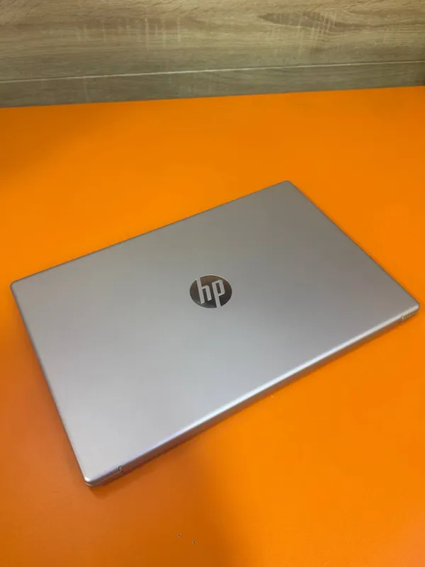 Ноутбук HP Laptop 15-fc0146dx — фото 1