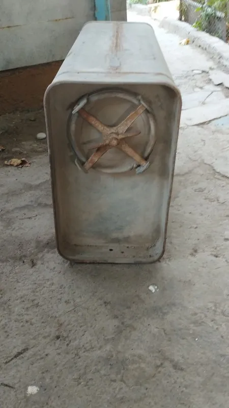 Бак для душа 100л .Толстостенный 1