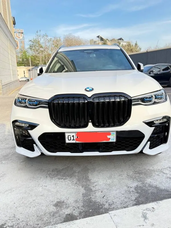 BMW X7 full version