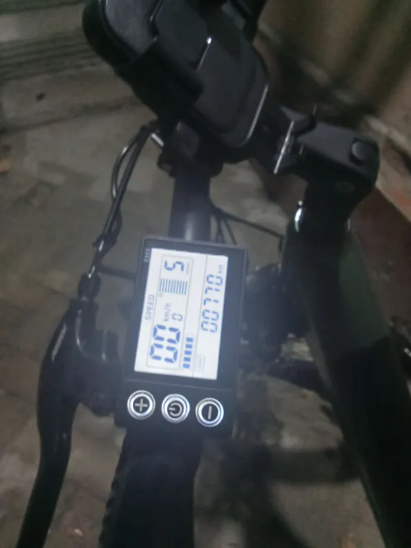 velasapet sukuter 3