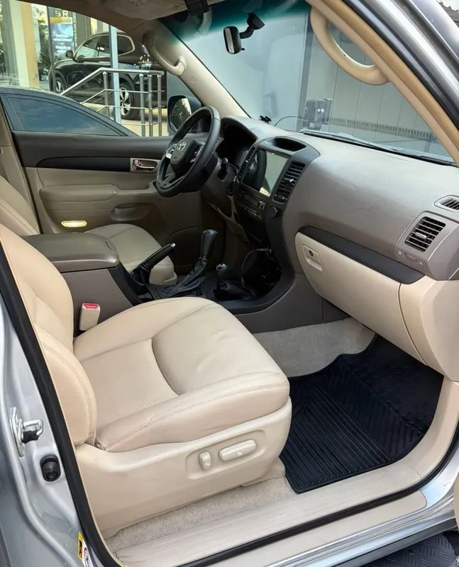 Zudlik bilan sotiladi, Toyota Prado 120 offroad. 2 ta bak, 180 l 10