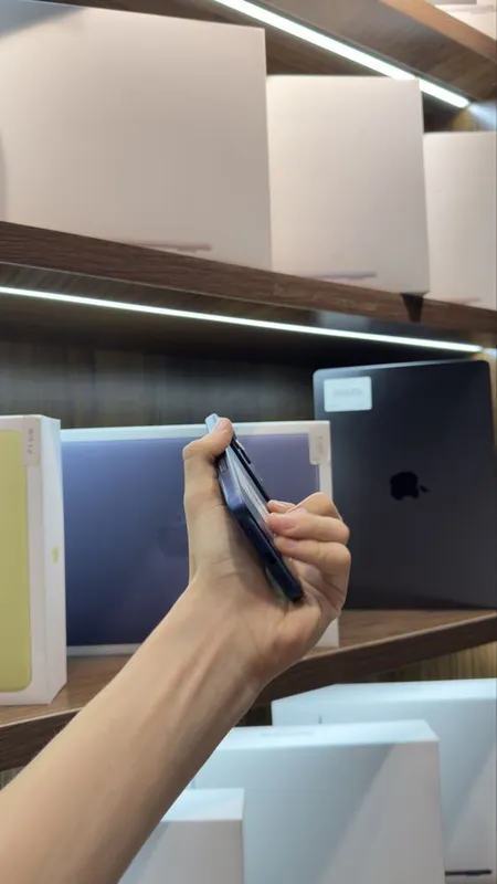 iphone 17 pro naxtka 4
