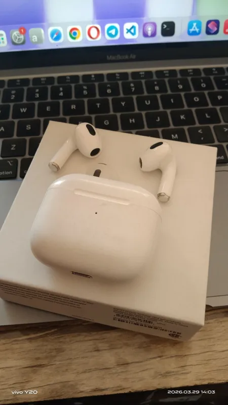 AirPods 3 Original 5 AirPods 3 Original 5