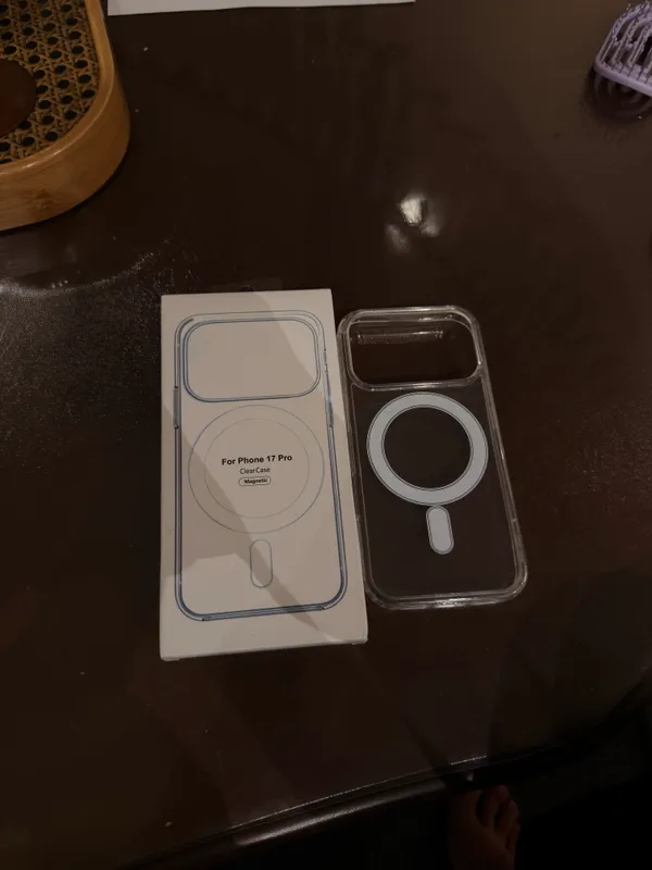 Clear case 17 pro 1 Clear case 17 pro 1
