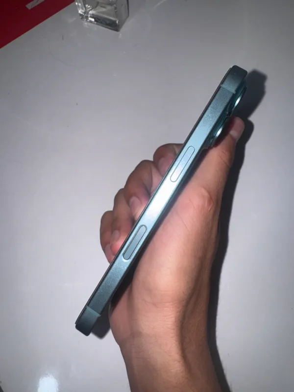 Iphone 16 6