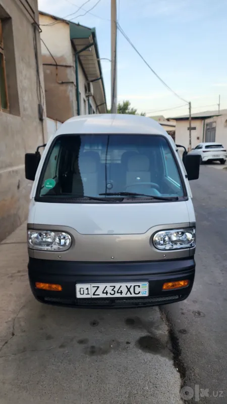 Damas van chevrolet 1 Damas van chevrolet 1