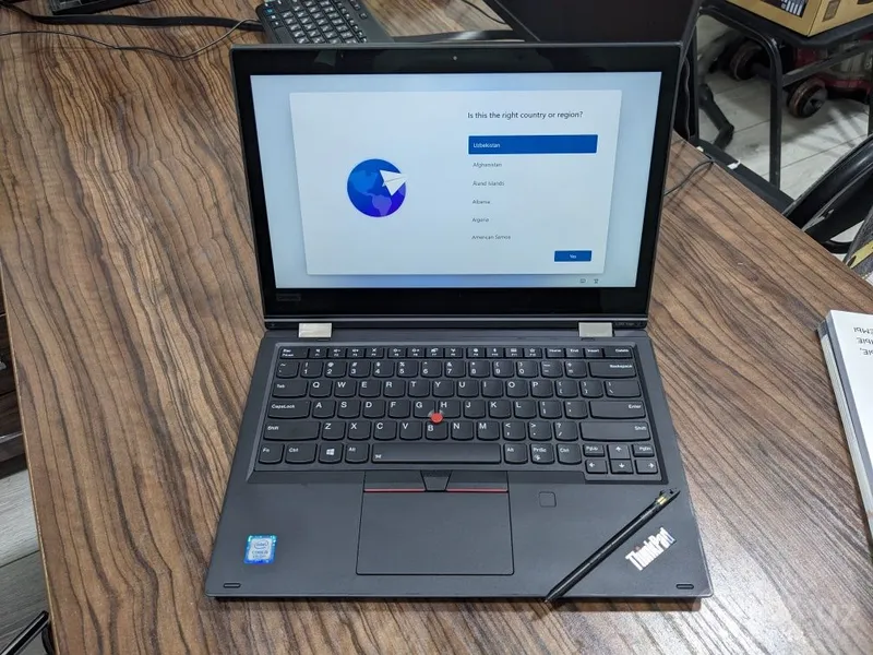 Лёкгий и компактный ноутбук Toshiba Dynabook X30-F 13.3FHD/i5-8/8/256 1 Лёкгий и компактный ноутбук Toshiba Dynabook X30-F 13.3FHD/i5-8/8/256 1