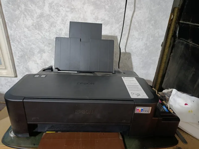 Epson l 121 .