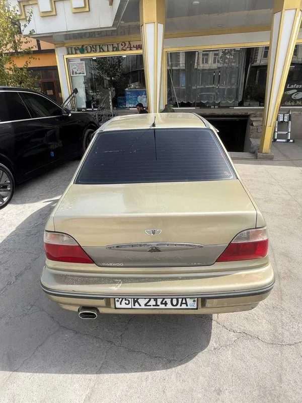 Nexia 1 sons sotiladi