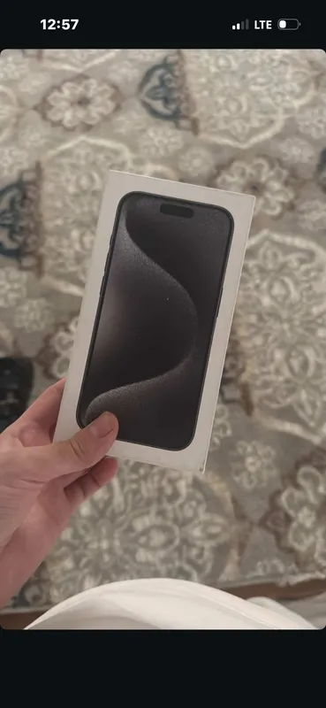 * iPhone 15 Pro 128 GB * Аккумулятор 87%
