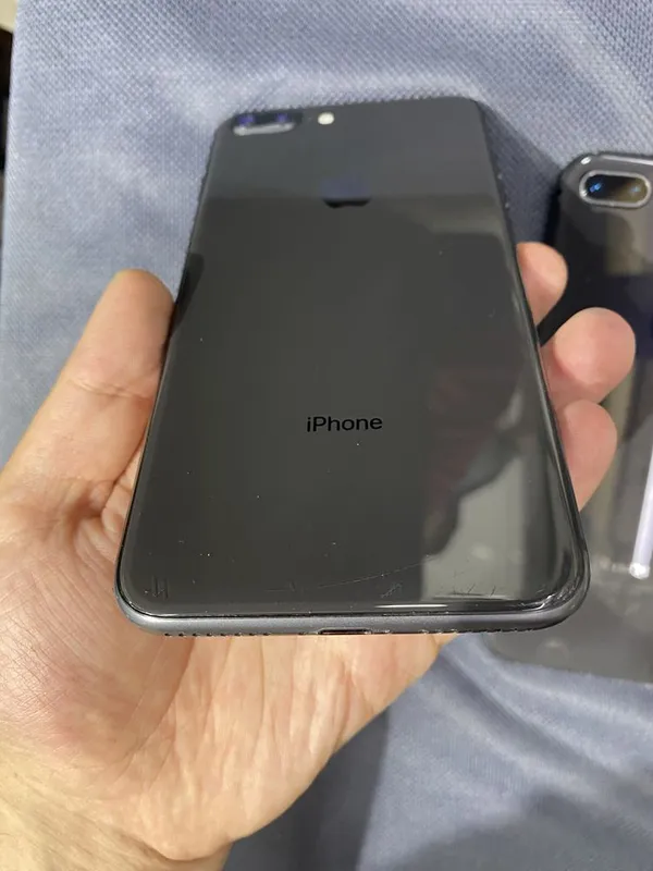 Iphone 8+ srocha sotiladi 3 ta — фото 3
