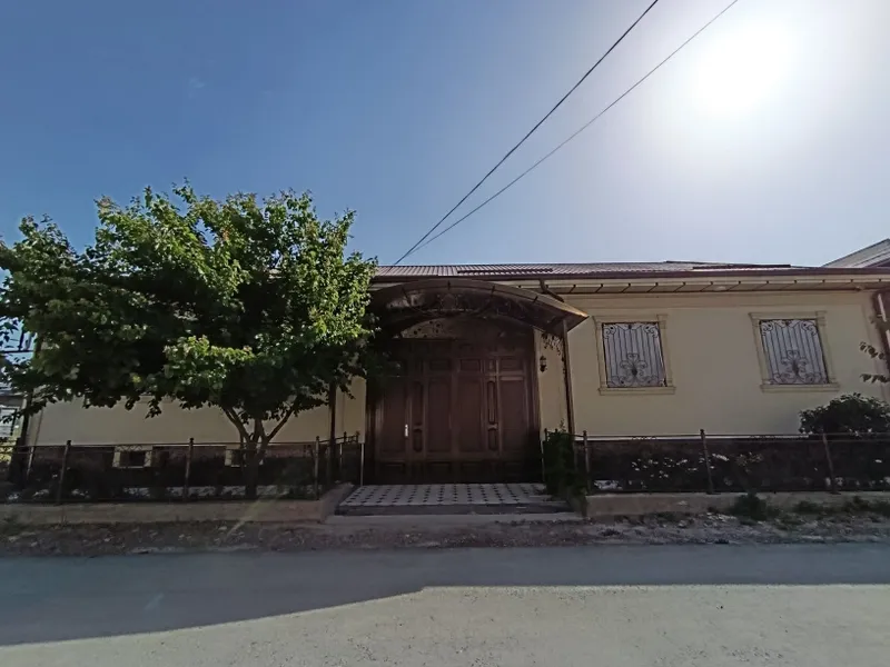 4 sotix uchastka sotiladi