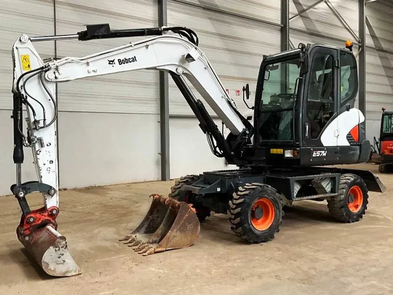 Колесные экскаватор Bobcat E 57 W Колесные экскаватор Bobcat E 57 W