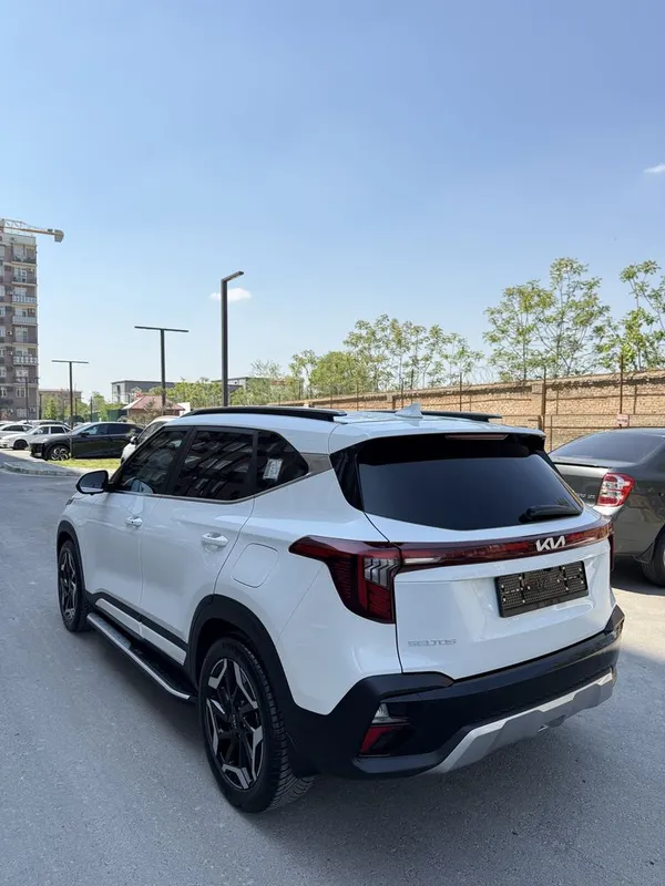 Kia seltos Premium 4 позиция фулл 2023год — фото 3