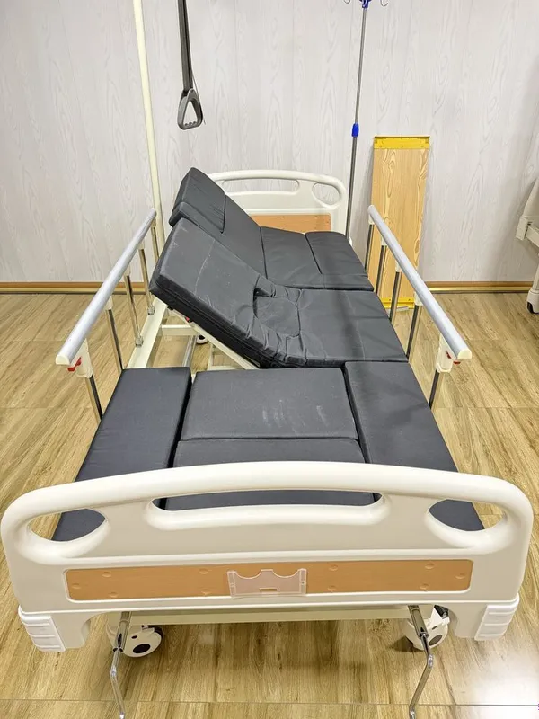 Многофункциональный медицинский кровать с штангой — фото 4