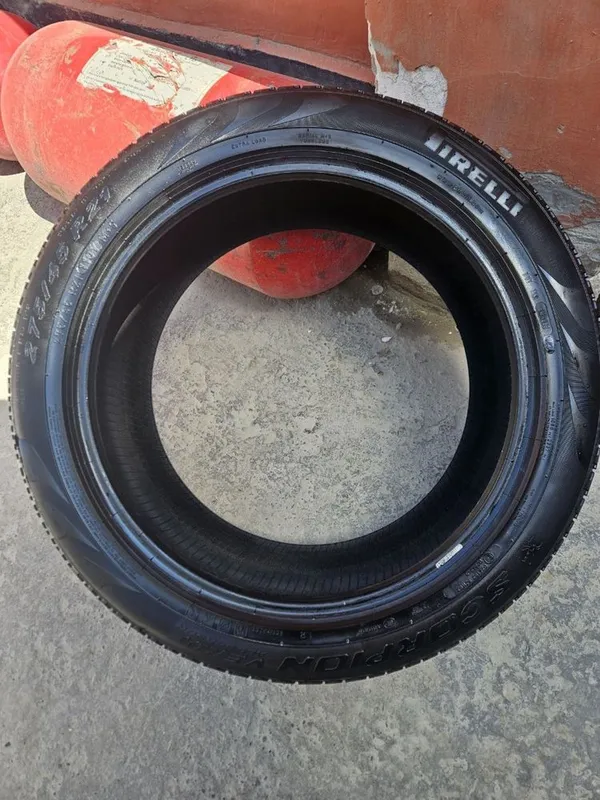 Pirelli balon 275/45/R21 — фото 5