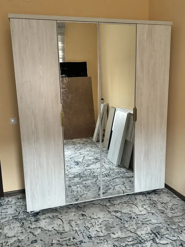 Shkaf razmeri 160/200 ishlab chiqarish sehidan