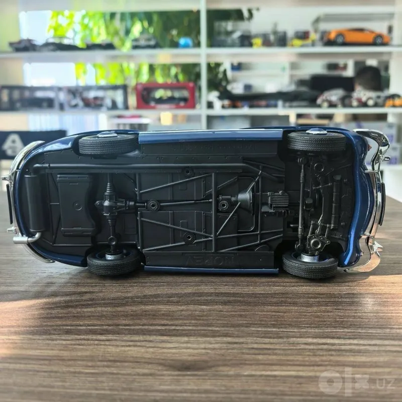 Mercedes 1:18 для коллекции 8 Mercedes 1:18 для коллекции 8