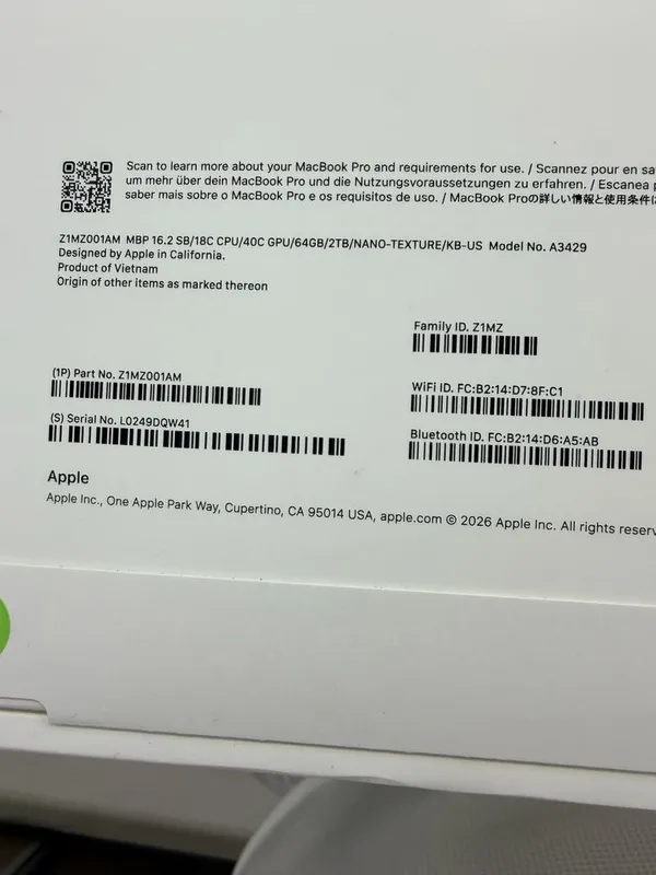 Macbook Pro 16 inch M5 max 64ram 2Tb ssd