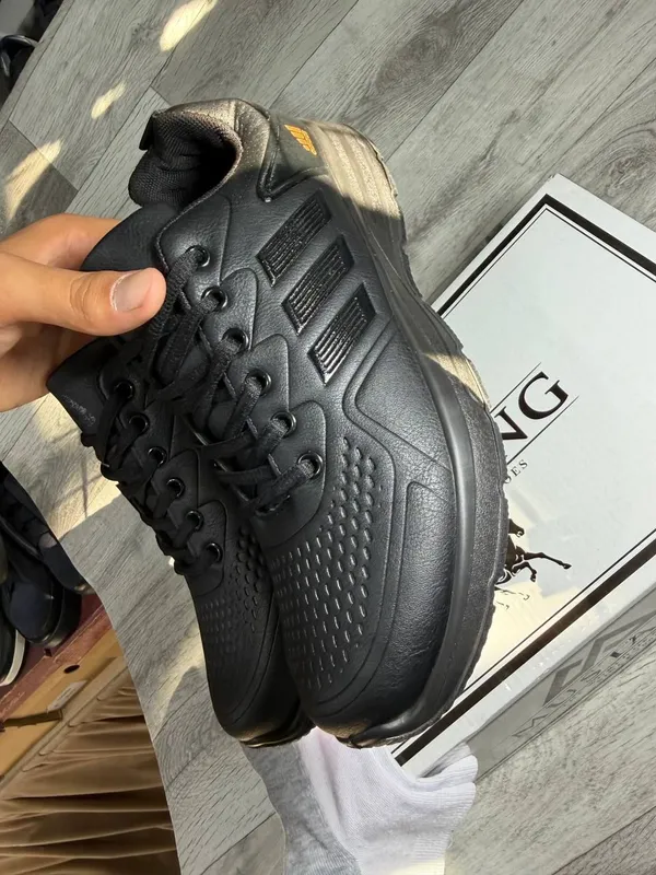 Adidas — премиум для мужчин 6 Adidas — премиум для мужчин 6