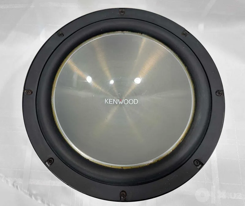 Сабвуфер Kenwood 1200 Вт в идеальном состоянии. 2 Сабвуфер Kenwood 1200 Вт в идеальном состоянии. 2